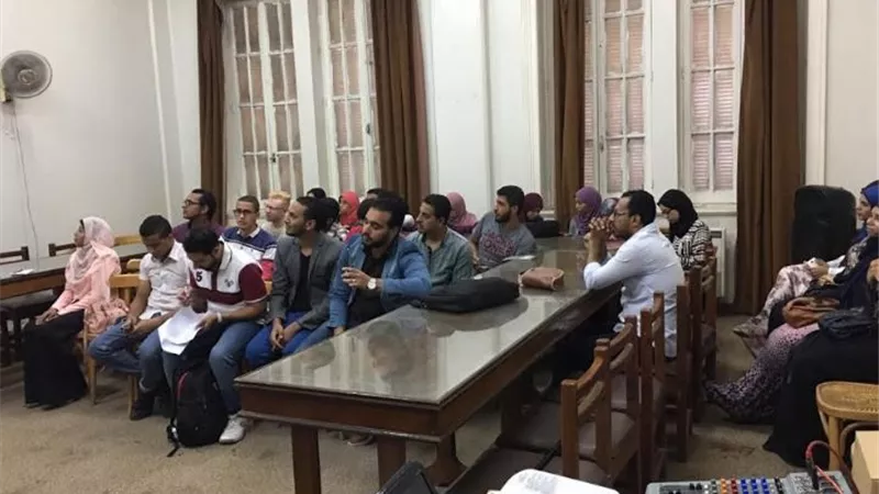 افتتاح ورشة تطبيقات النانو تكنولوجي بهندسة جنوب الوادى