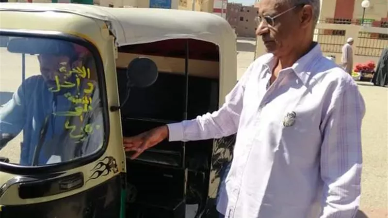 حملة بمركز صدفا لإلزام السائقين بالتعريفة الجديدة