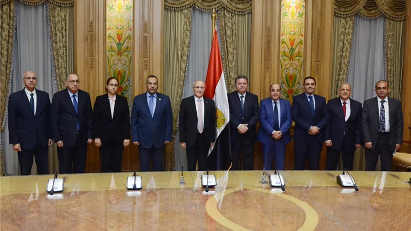 وزيرا قطاع الأعمال العام والإنتاج الحربي يوقعان مذكرة تفاهم للتعاون المشترك