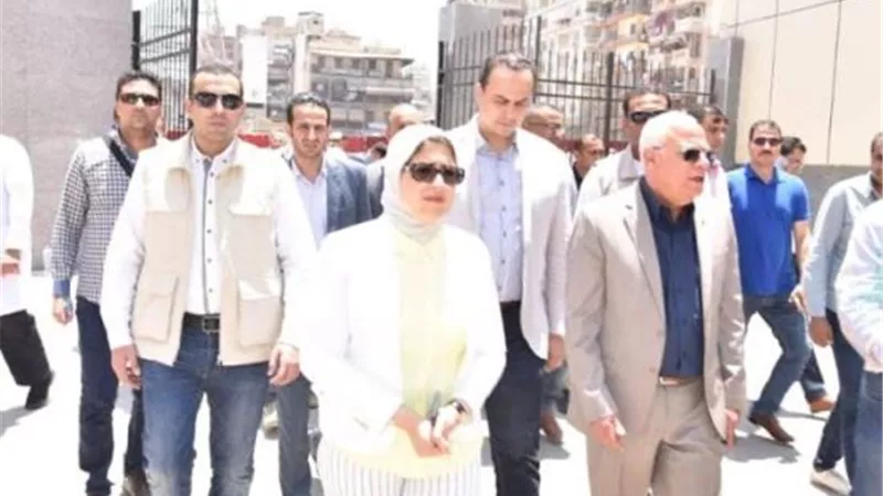 وزيرة الصحة ومحافظ بورسعيد يتفقدان مستشفى السلام بورسعيد
