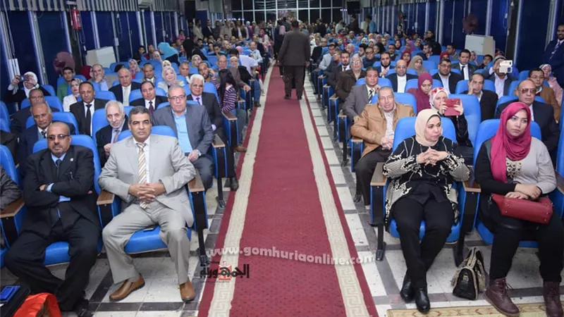 جامعة سوهاج تبدأ دورتها التدريبية الثانية للمعسكر الطلابي لإعداد القادة