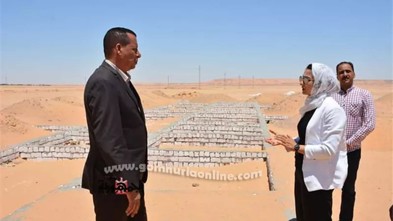 نائب محافظ الوادى الجديد تتفقد مشروع ال ٥٠ منزل ريفى وتوجه بسرعه الانتهاء