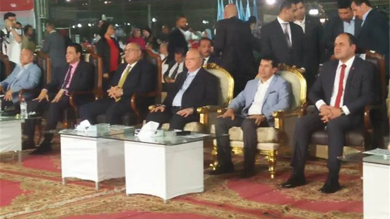 عبد العال وصبحى يشهدان احتفال القاهرة بعيدها القومي بمركز شباب الجزيرة