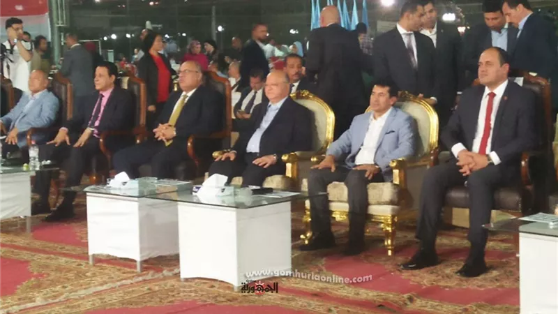 وزير الشباب والرياضة ومحافظ القاهرة يشهدان احتفال القاهرة بعيدها القومي بمركز شباب الجزيرة