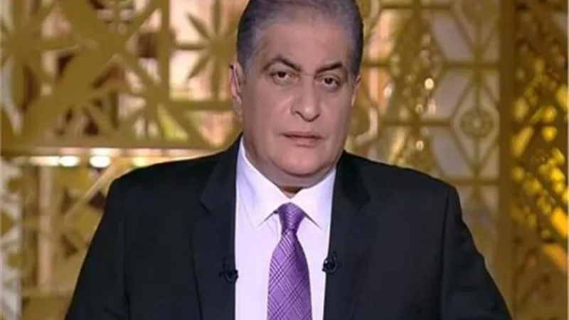أسامة كمال: 