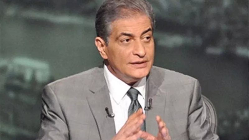 أسامة كمال: 