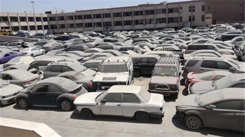 اليوم.. جلسة مزاد علني لبيع السيارات المخزنة بجمارك مطار القاهرة