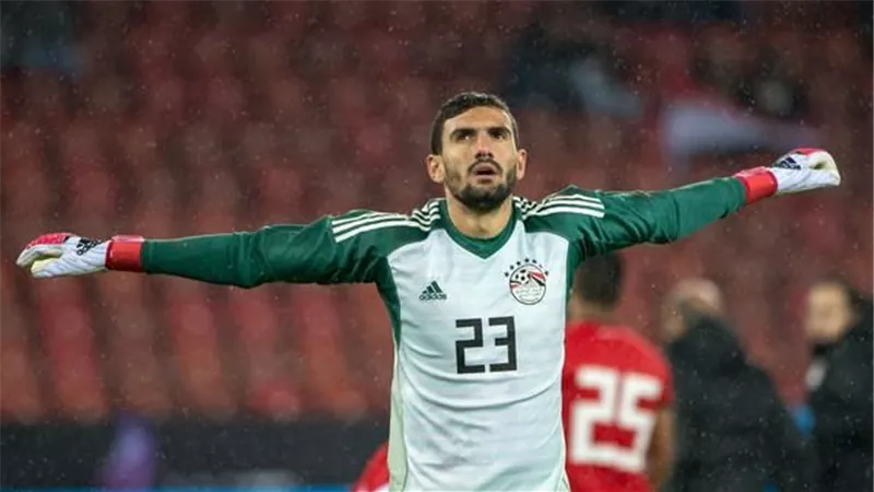 بسبب مفاوضات الزمالك وتصريحاته المسيئة.. الاسماعيلى يتجه لتجميد عواد