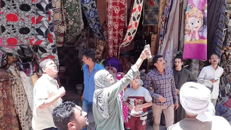 حملة ﻹزالة الإشغالات ومتابعة تنفيذ مبادرة 