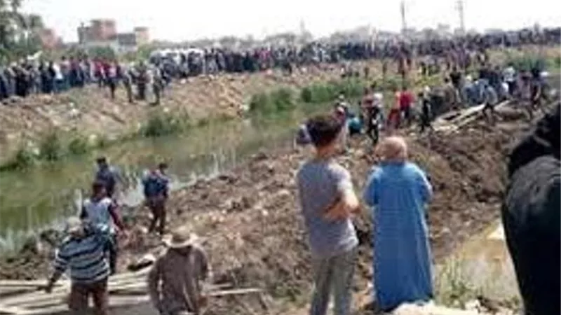 مصرع 3 اطفال غرقا اثناء لهوهم على شاطئ الترعه بقنا