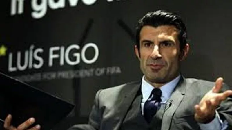 نجم ريال مدريد السابق معلقاً على خروج مصر من الكان.. 