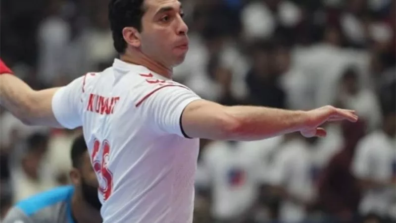 الزمالك يجدد عقد أحمد الأحمر لموسمين