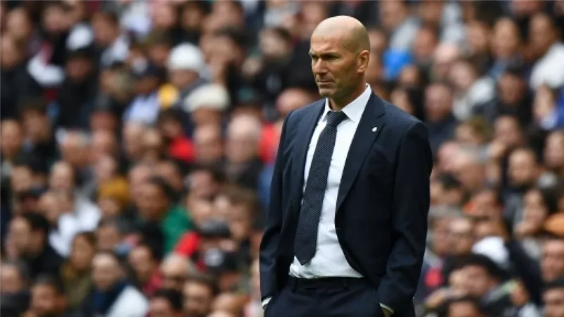 ريال مدريد يعلن وفاة شقيق زيدان