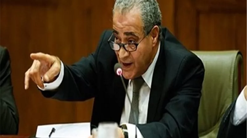 وزير التموين يعلن: اضافة المواليد الجدد سبتمبر القادم