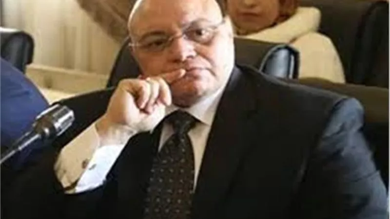 وكيل إعلام البرلمان يشيد بعرض فيلم الممر للمصريين بالخارج وتنظيم زيارتين لهم لقناة السويس ومدينة الجلالة