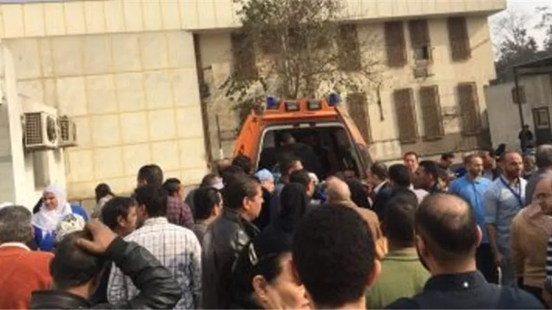 إنقاذ رضيع من الموت بعد إصابته بإنسداد معوى حاد بالأقصر