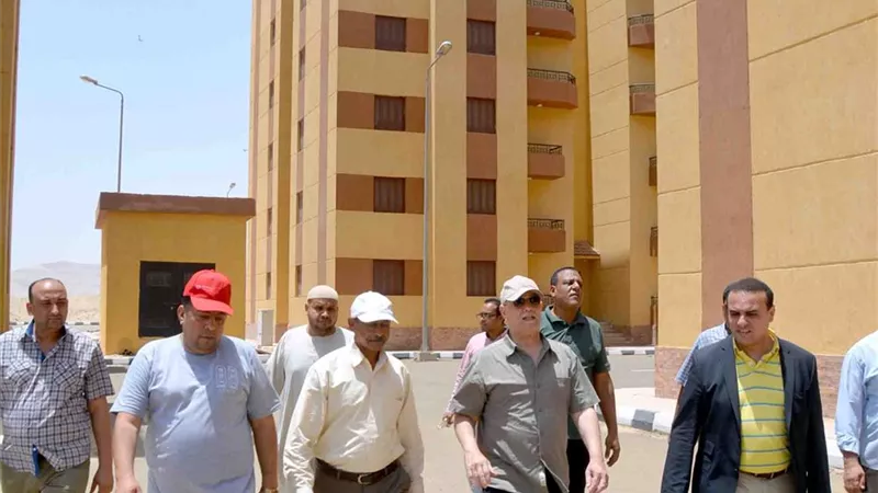 جولة لمحافظ الأقصر داخل 4 مدن لمتابعة المشروعات التنموية