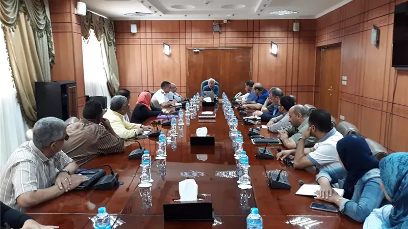 محافظ بورسعيد يستجيب لشكاوى اهالى فاطمة الزهراء والسيدة نفيسه من الصرف الصحى