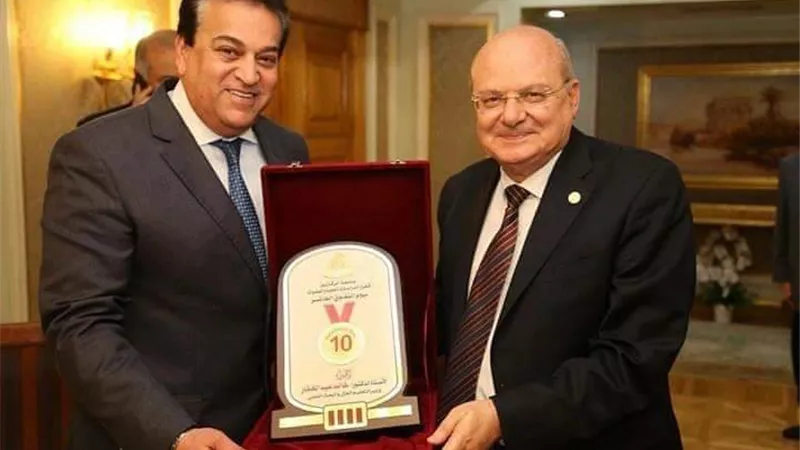 وزير التعليم العالي يفتتح 3 مراكز للتطوير المهني بجامعة الزقازيق غدا