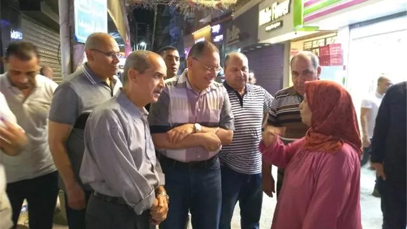 محافظ الشرقية يتفقد شوارع مدينة الزقازيق ليلاً .. صور