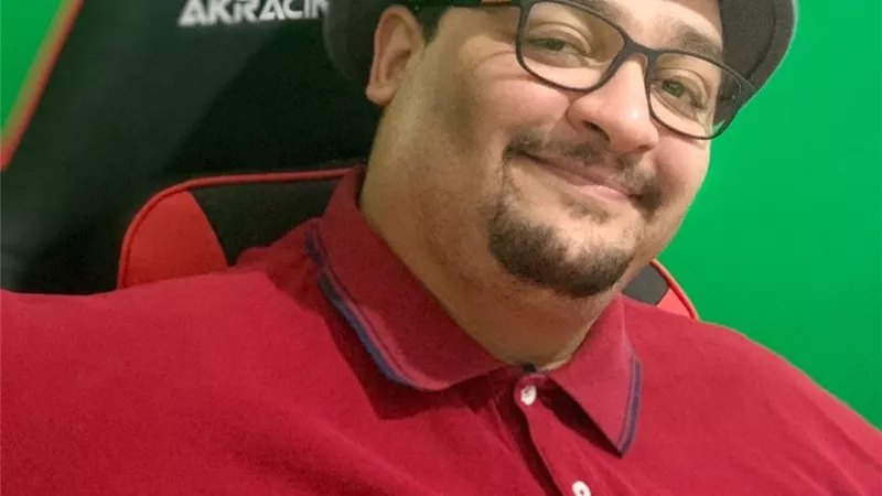 محمد نشأت يتفوق على نفسه فى مجال الستريمرز