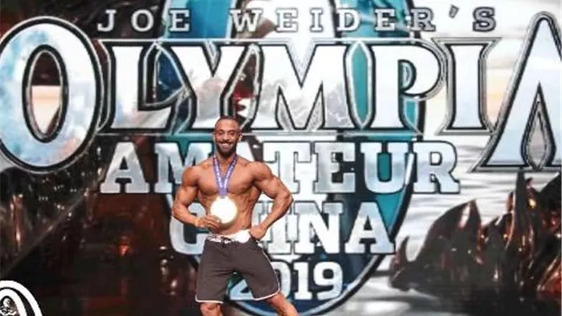 شبل بطل العالم ( مستر أولمبيا ) لكمال الأجسام بالصين