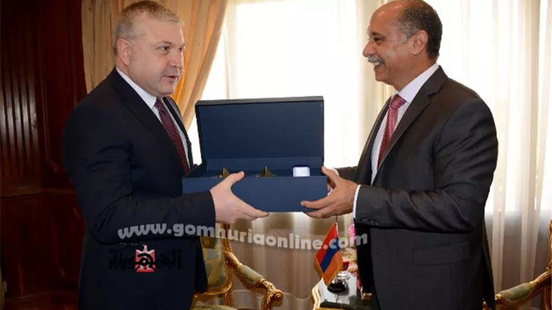 المصري يبحث مع سفير أرمينيا تشغيل خط طيران مباشر بين العاصمتين