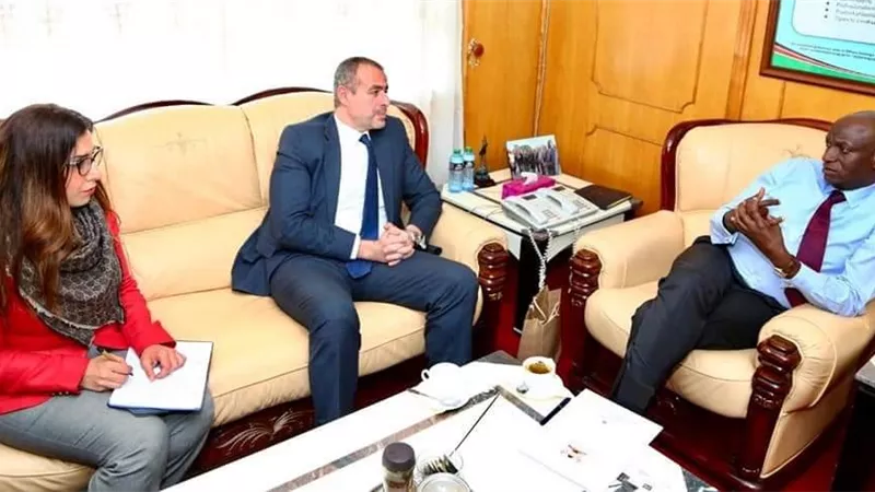وزير الطاقة الكيني : نتطلع لقيام الشركات المصرية بالاستثمار في بلادنا