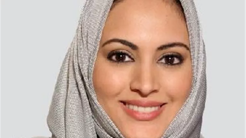 اغلاق حساب إعلامي على تويتر بسبب مذيعة كلام نواعم