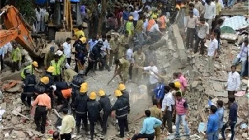 ارتفاع عدد قتلى انهيار مبنى بمدينة مومباى الهندية إلى 14 شخصا