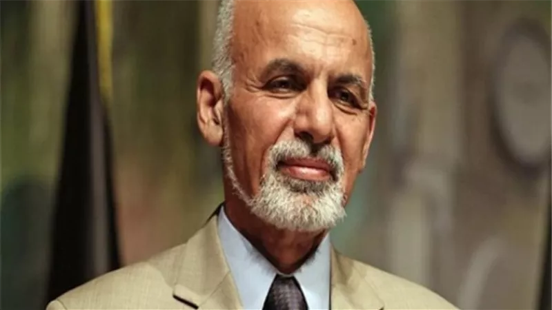 رئيس أفغانستان وولى عهد السعودية يبحثان هاتفيا مساعى السلام الأفغانية