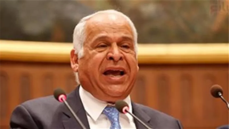 فرج عامر: وزير الصناعة قادر على تنفيذ تكليفات السيسى