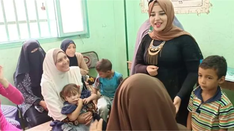 توعيه بأهمية المياه فى القوافل الطبيه ببنى سويف