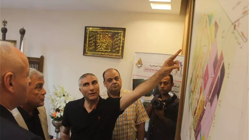 أكوا بارك و فندق وناد رياضى ومول تجارى بالسادات