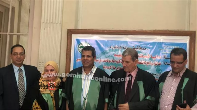 حصول عليبه باحثة كفرالشيخ على درجة الدكتوراه في قيم الولاء