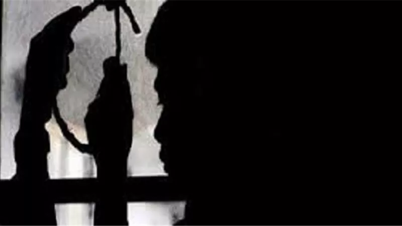 انتحار عامل شنقا لمروره بازمة نفسية بإحدى قرى الدقهلية