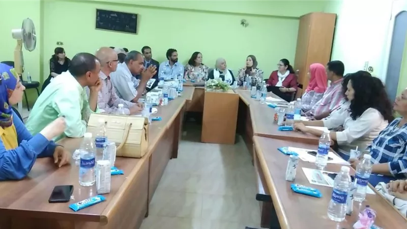 قومي أسيوط يطالب بسرعة تخصيص دور للفتيات المعنفات