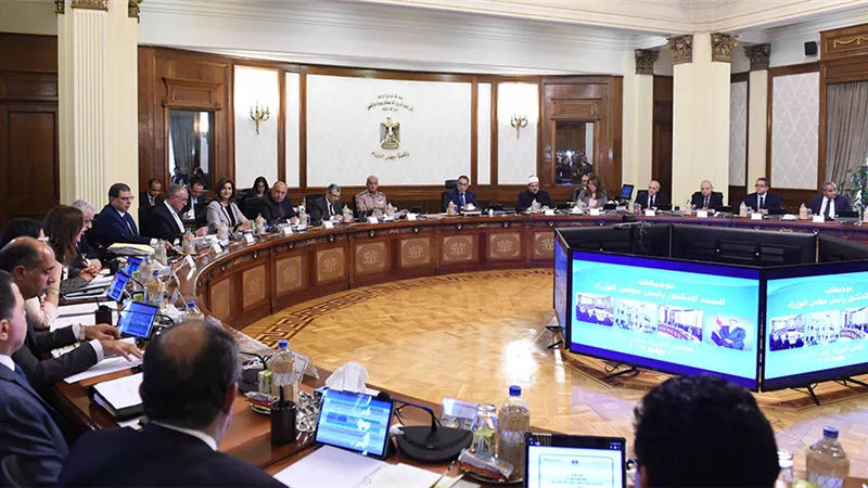 رئيس الوزراء يبحث ملف التشابكات المالية بين الوزارات