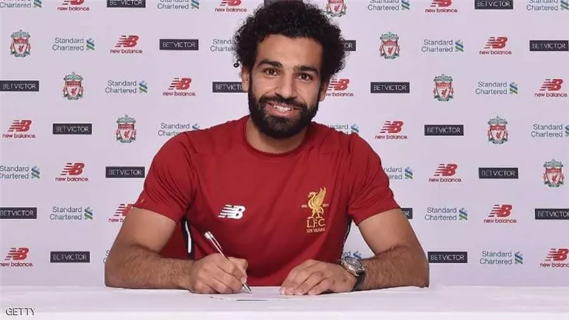 تعرف على تفاصيل عقد محمد صلاح الجديد مع ليفربول