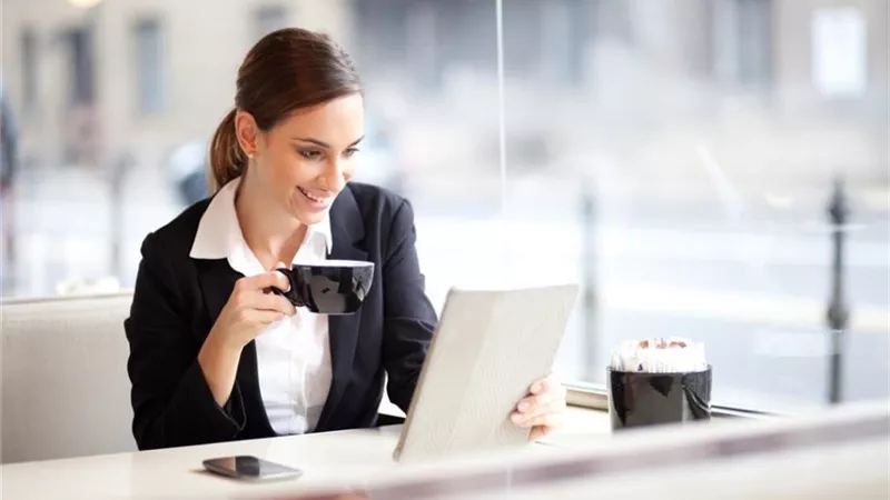العمل بعد الإنجاب يحميكى من ألزهايمر