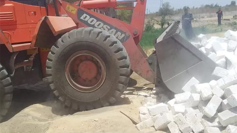 رئاسة مركز أسيوط تزيل حالتى تعد علي أملاك الدولة