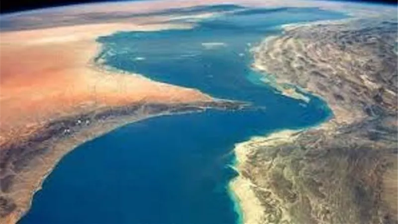 البحرين تدين احتجاز إيران لناقلة نفط بريطانية فى مضيق هرمز