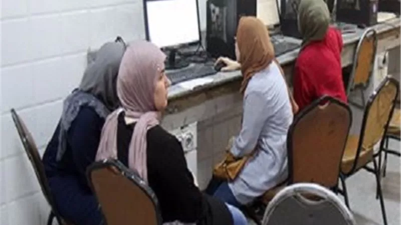 تنسيق الجامعات2019..اقبال كثيف لطلاب الثانوية على معامل تنسيق جامعة القاهرة