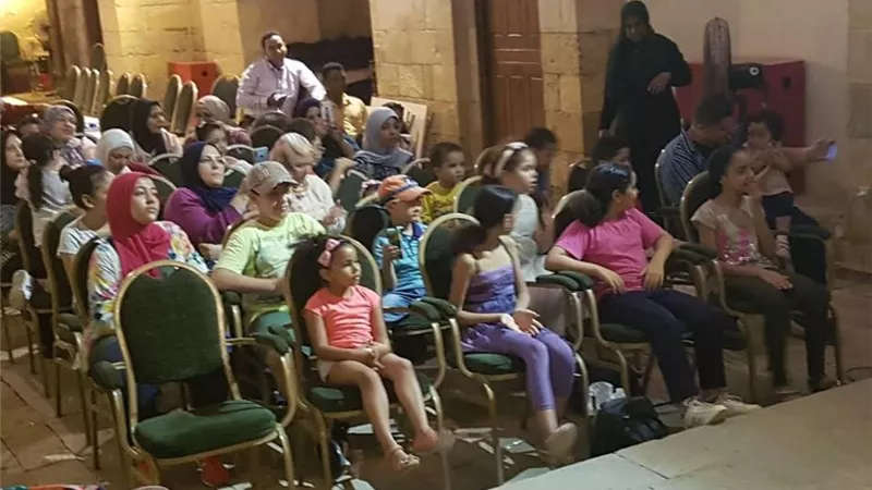 كاريكاتير و السيرك وأفلام كارتون بمركز ابداع الطفل