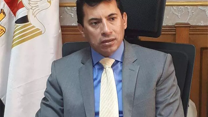 بدء معسكرات برنامج 