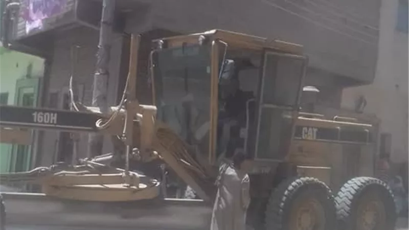 بالصور – حملة نظافة بمركز أسيوط استعدادا لاحتفالات العذراء بدرنكة