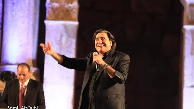 النجم الأردني أسامة جبور يلهب حماس جماهير مهرجان جرش
