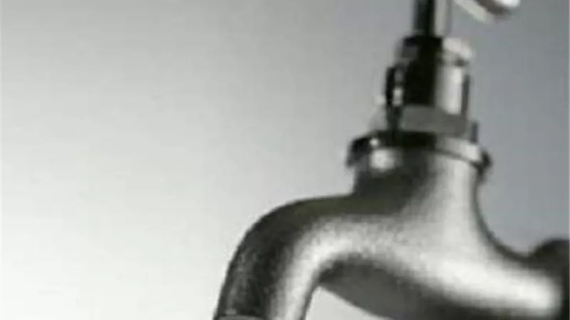 قطع المياه عن 10 مناطق بالقاهره