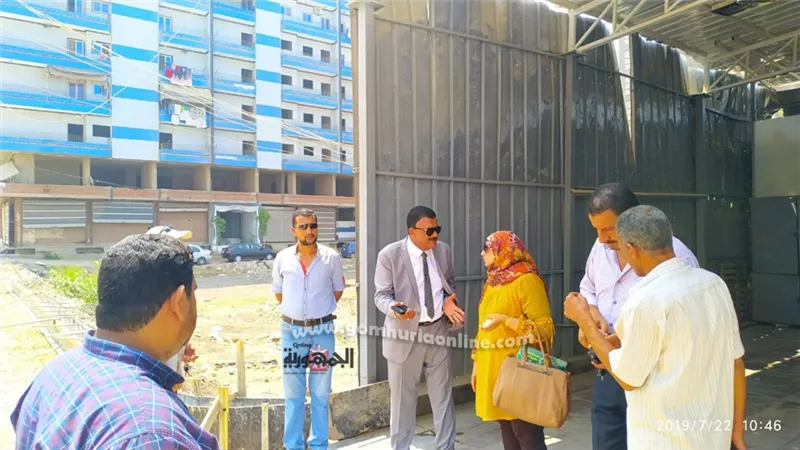 رئيس مدينه الزقازيق يتابع اعمال التطويروالازالات بشارع رئيس الجامعة الاسبق