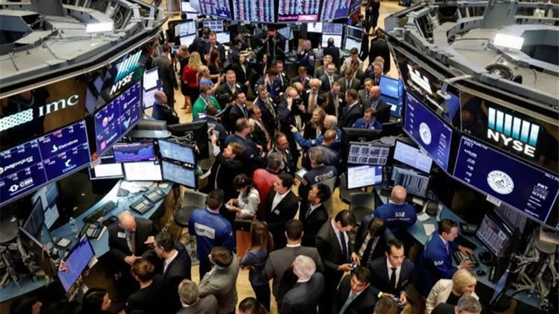 ارتفاع أسهم أمريكا بسبب أرباح كوكاكولا ويونايتد تكنولوجيز